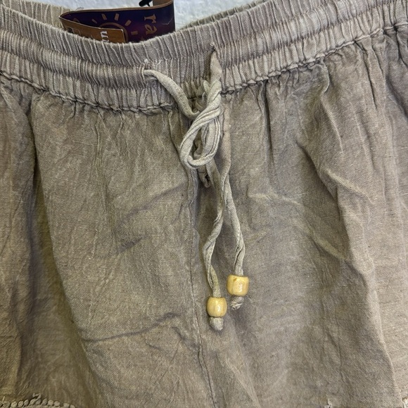 Raya Sun Tan High Waist Shorts with Lace Trim - Picture 9 of 10